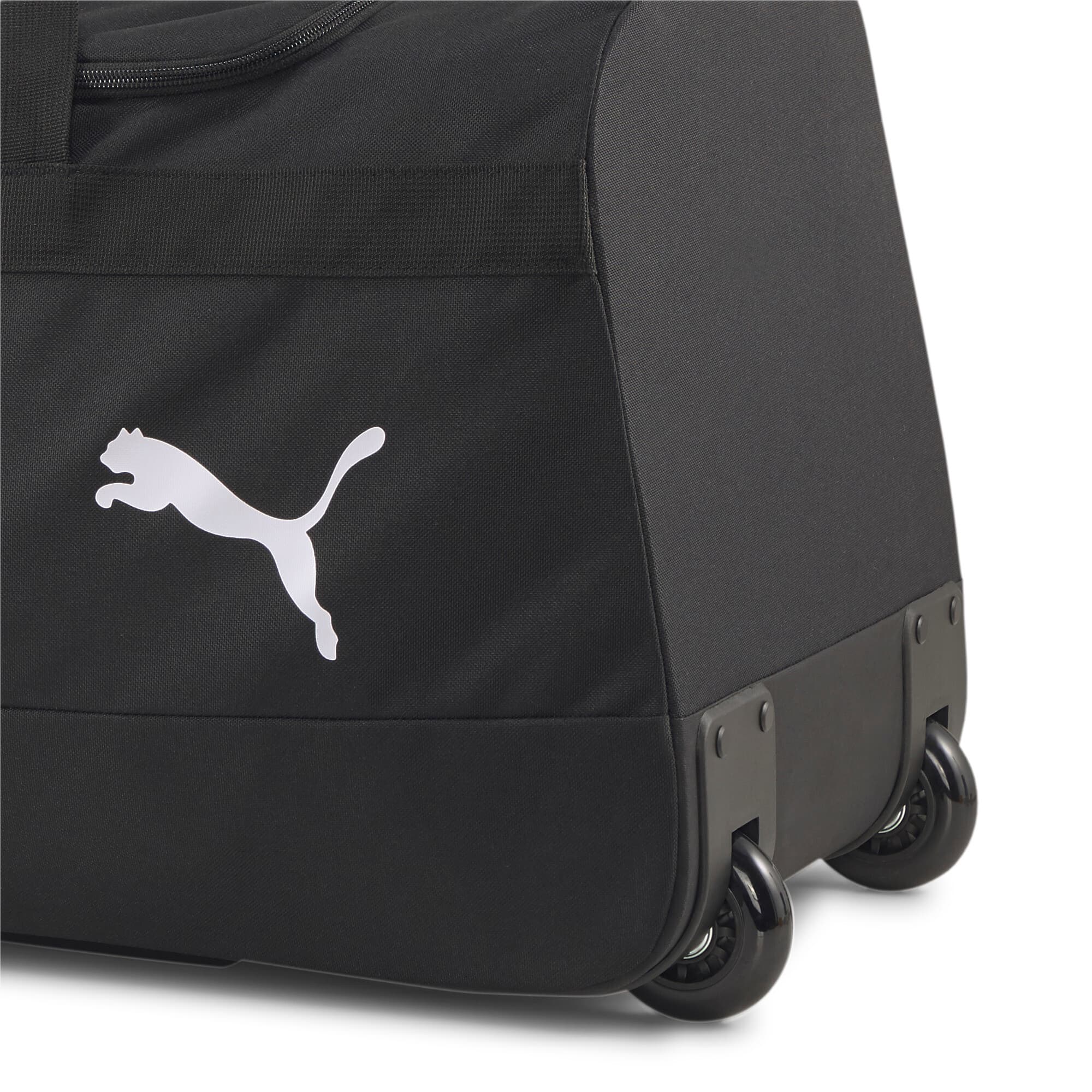 teamGOAL Large Wheeled Duffel Bag