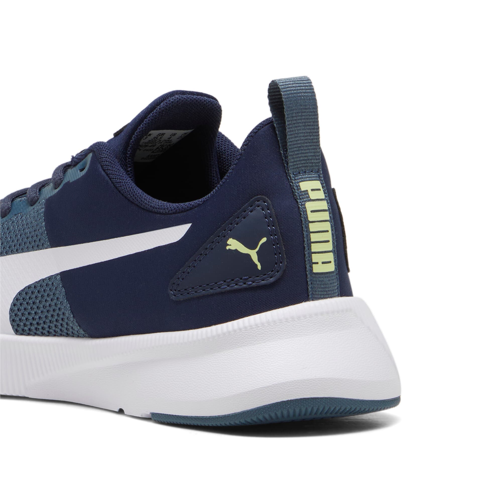 Flyer Runner Youth Trainers