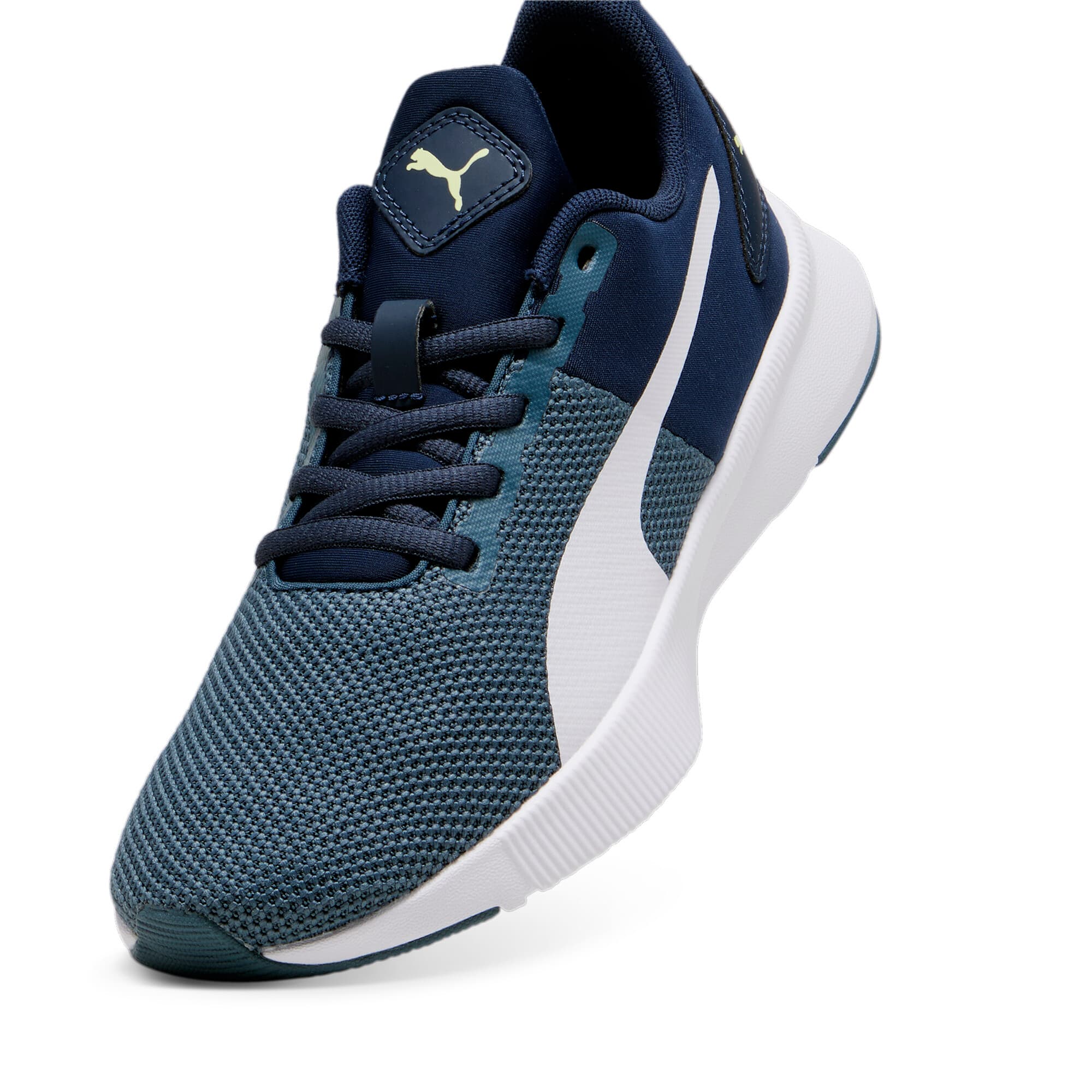 Flyer Runner Youth Trainers