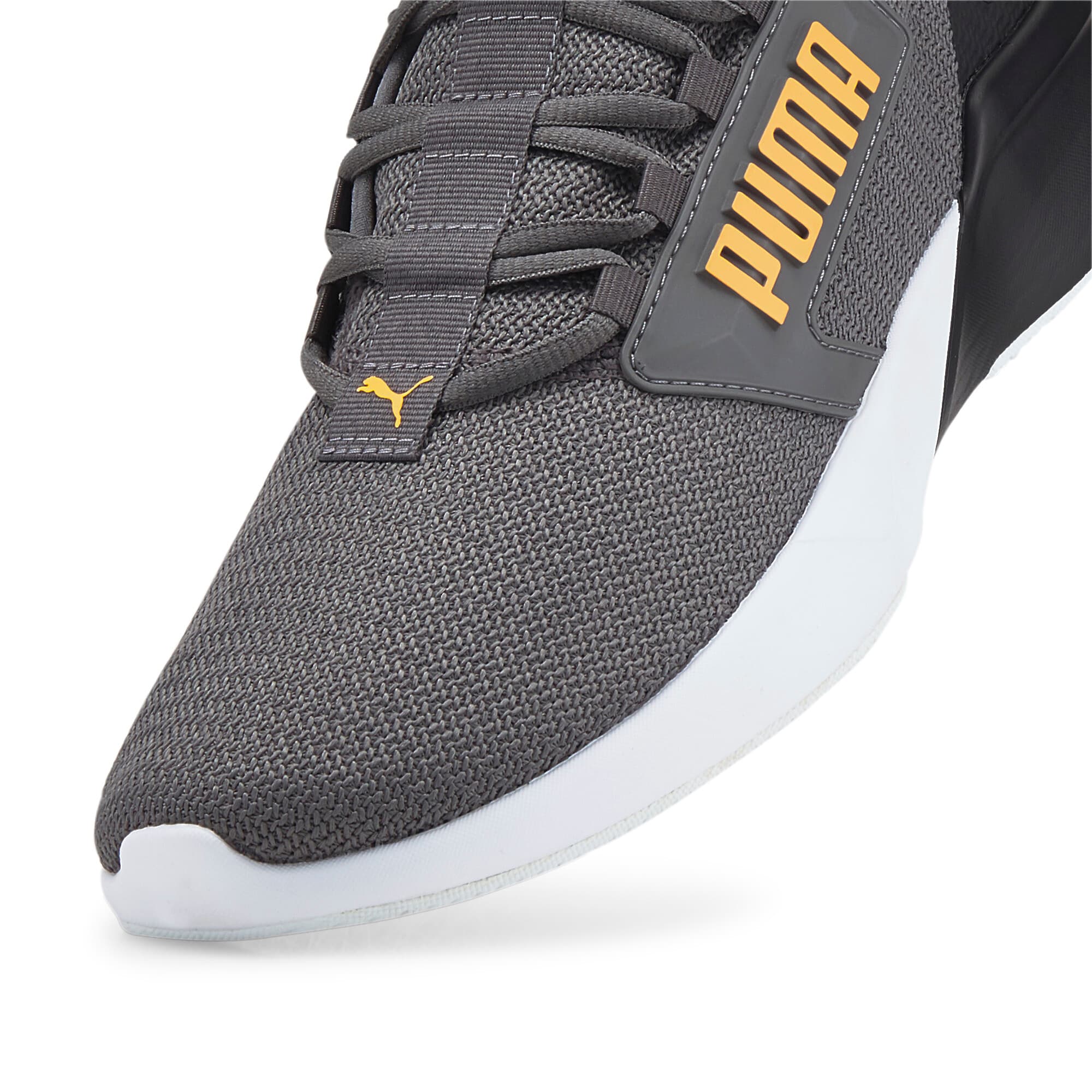 Retaliate Block Men's Running Shoes