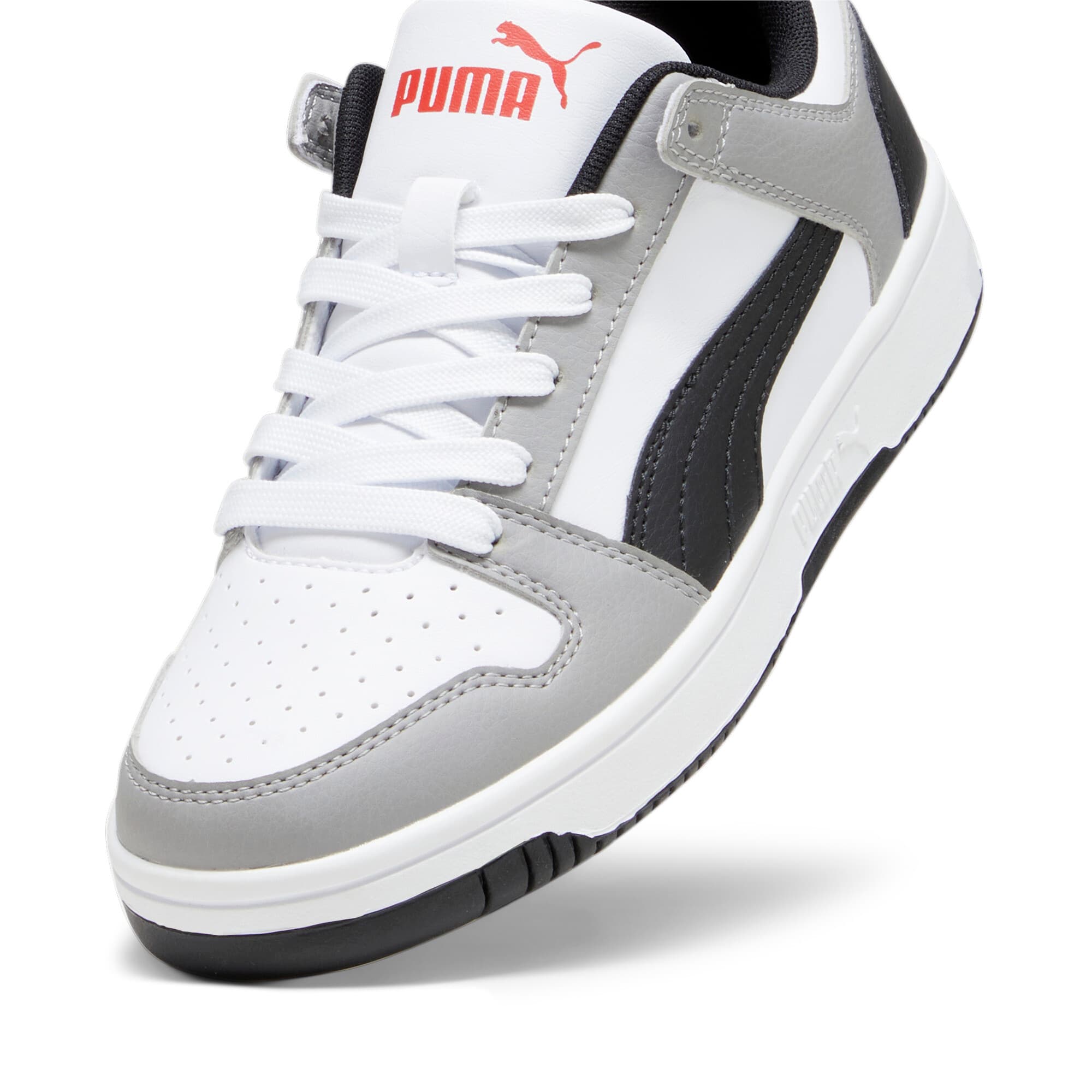 Rebound Lay-Up Lo Youth Trainers