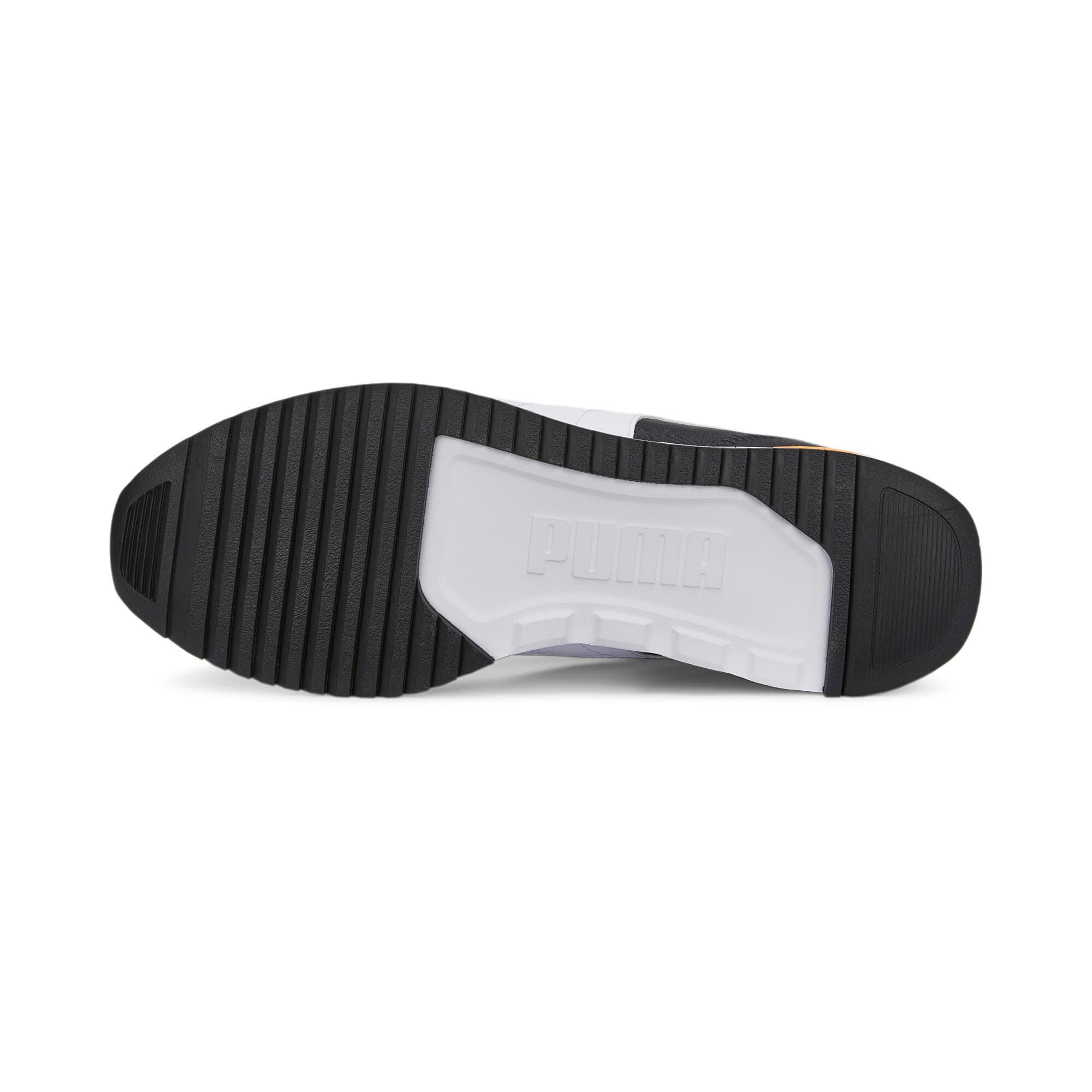 R78 Runner Trainers