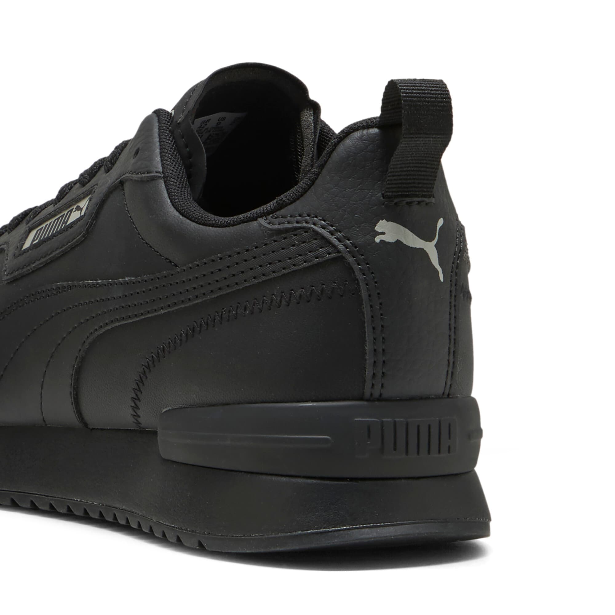 R78 Trainers