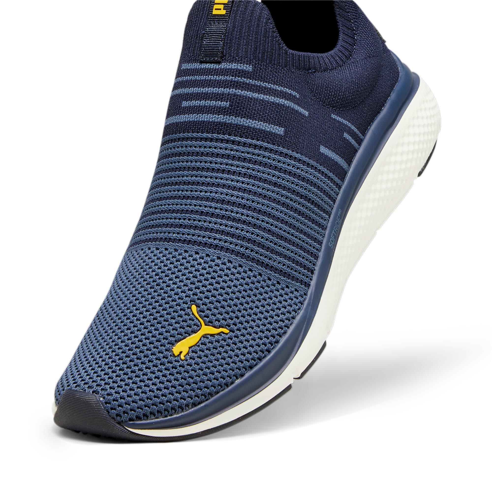 Softride Pro Echo Slip-On Running Shoes