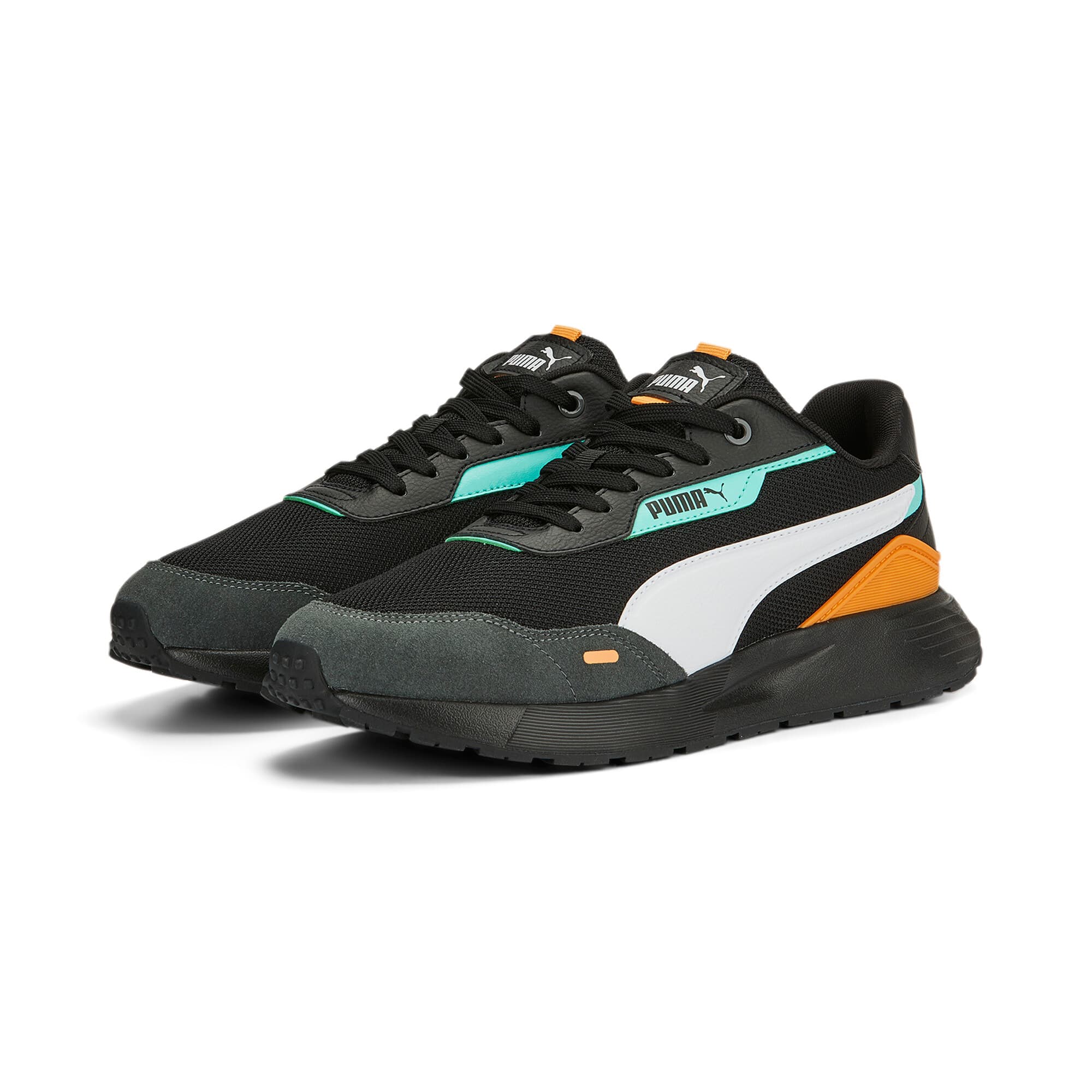 Runtamed Plus Sneakers