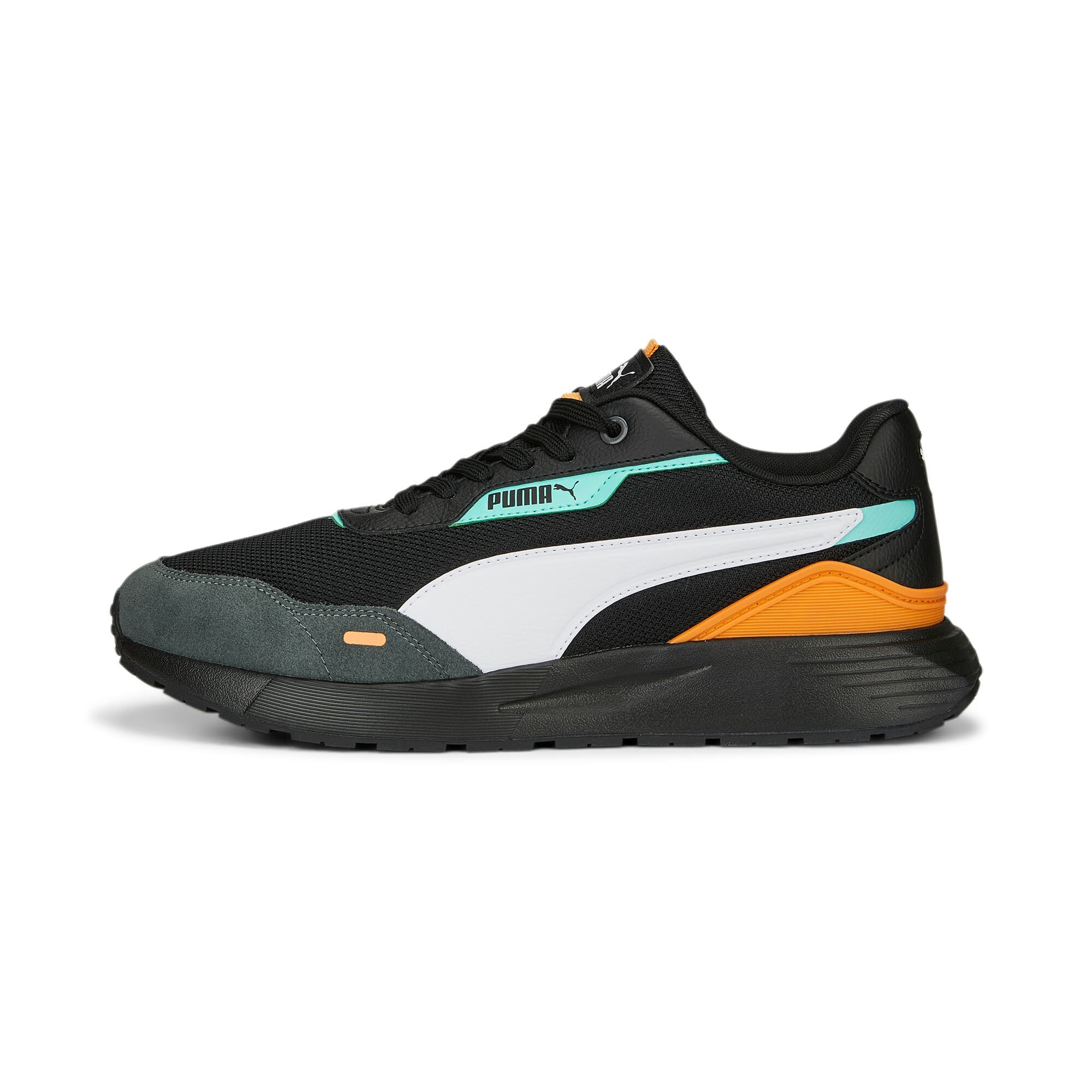 Runtamed Plus Sneakers