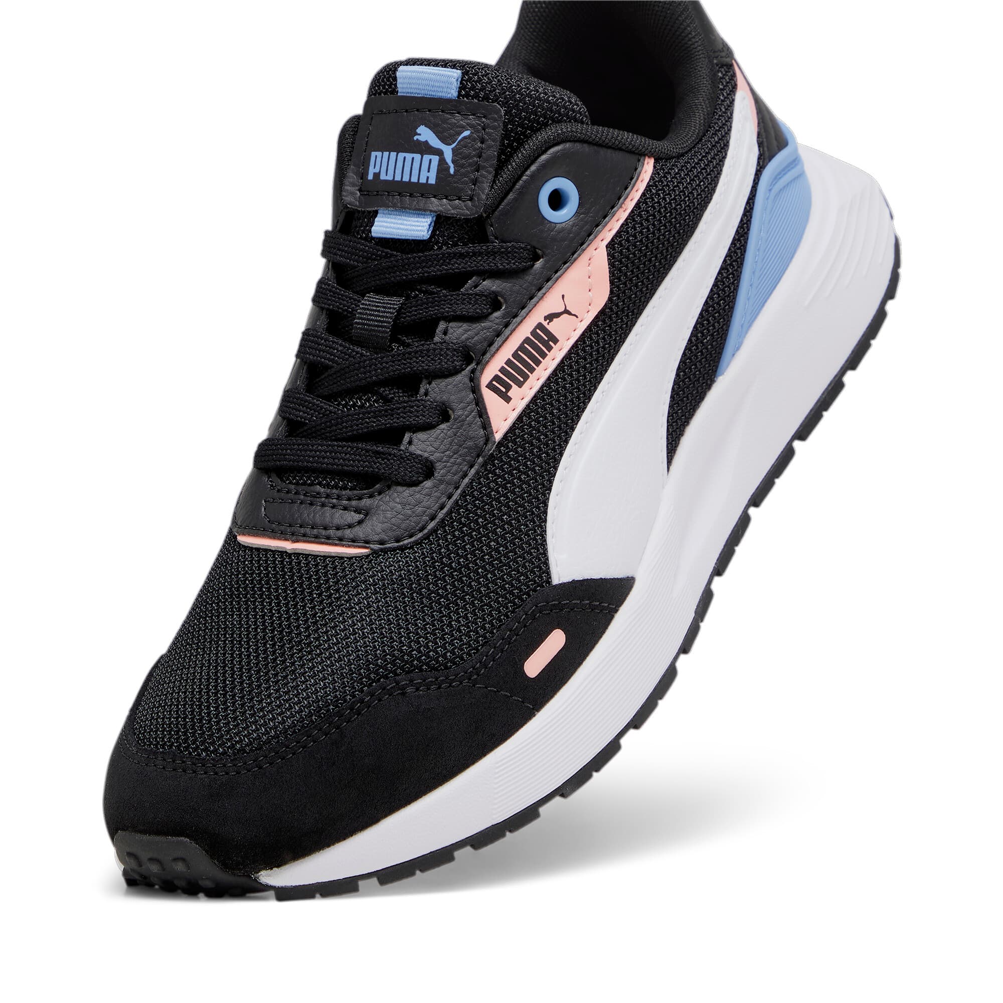 Runtamed Plus Sneakers
