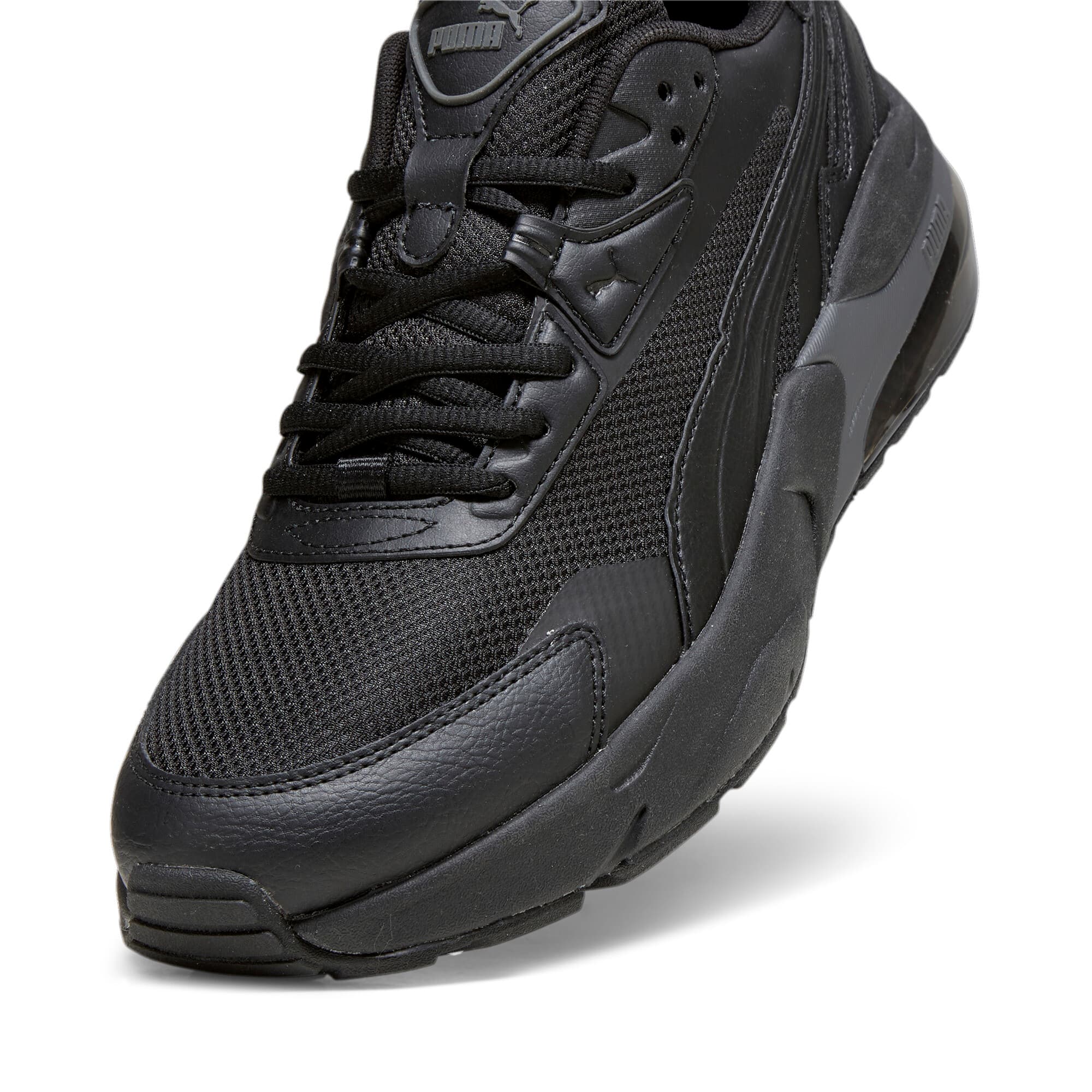 Vis2K Sneakers