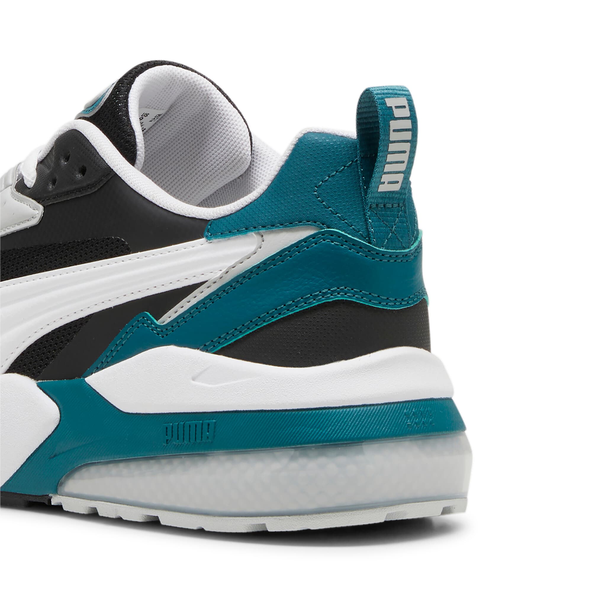 Vis2K Sneakers