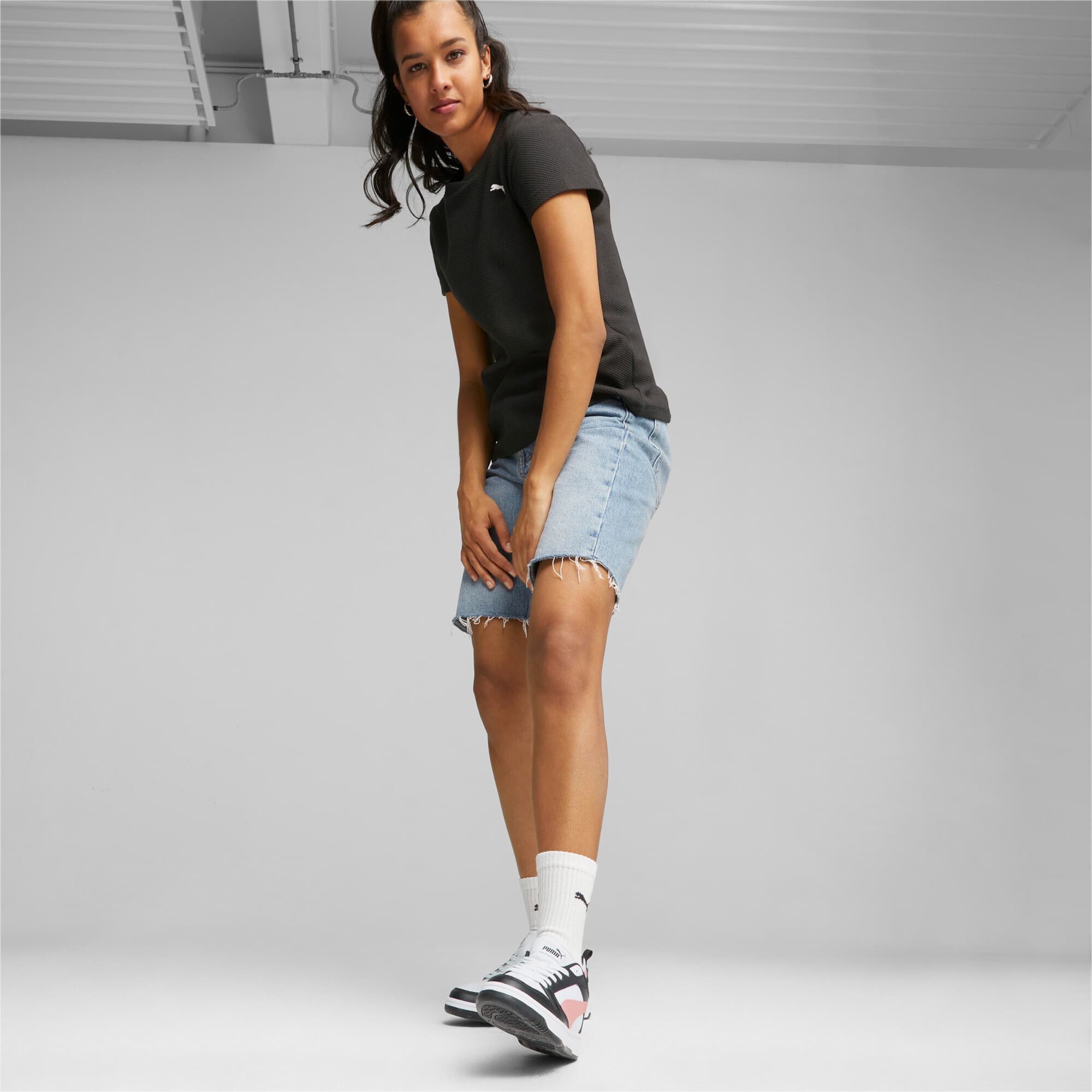 Rebound V6 Low Sneakers