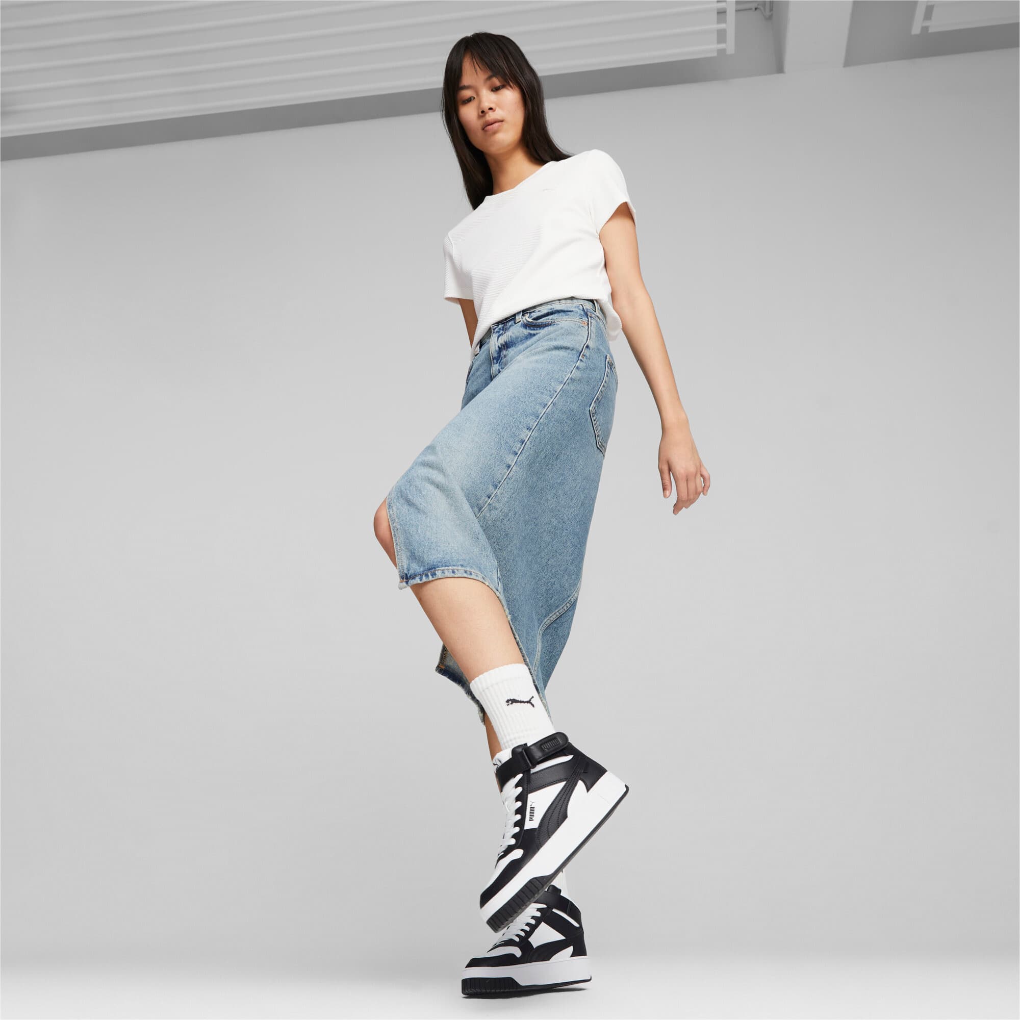 Carina Street Mid Women's Sneakers
